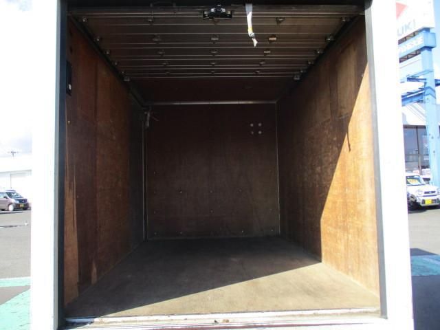 MITSUBISHI CANTER 2004