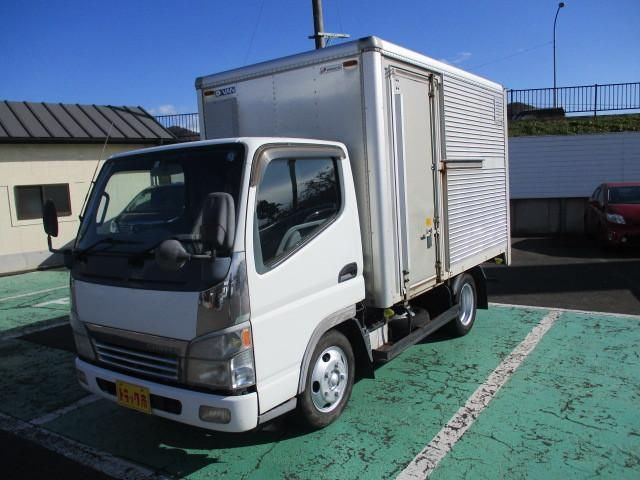 MITSUBISHI CANTER 2004
