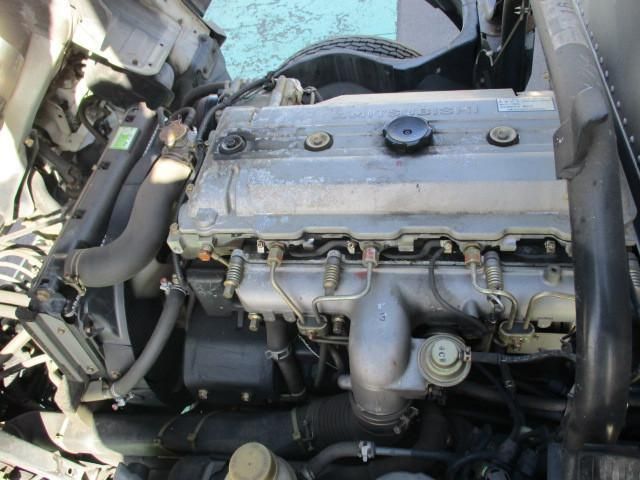 MITSUBISHI CANTER 2004