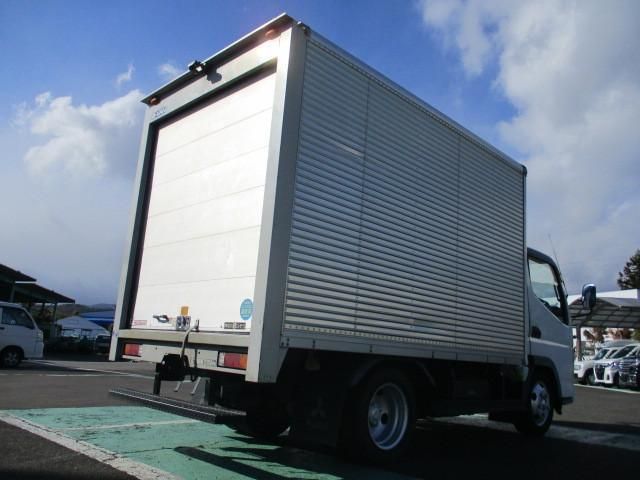MITSUBISHI CANTER 2004