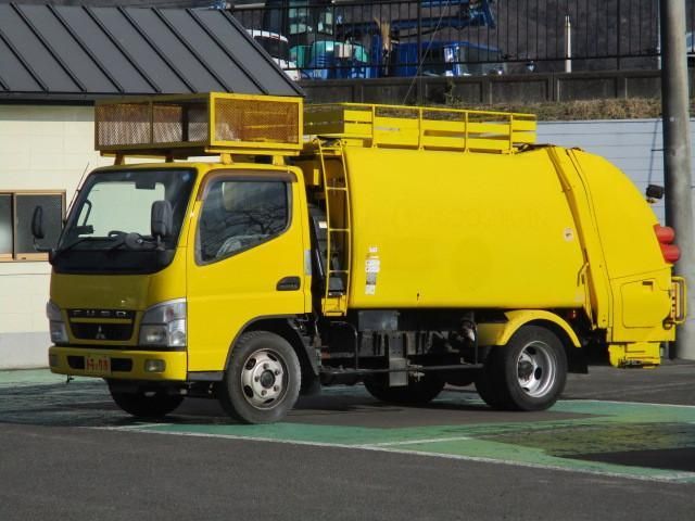 MITSUBISHI CANTER 2010