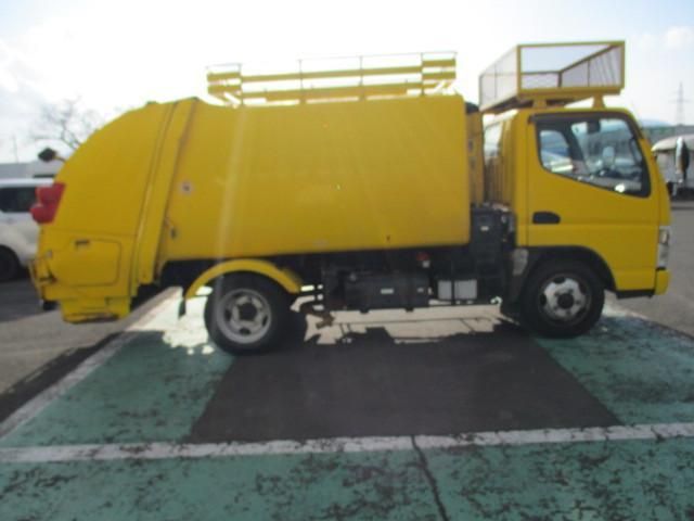 MITSUBISHI CANTER 2010