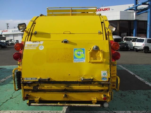 MITSUBISHI CANTER 2010