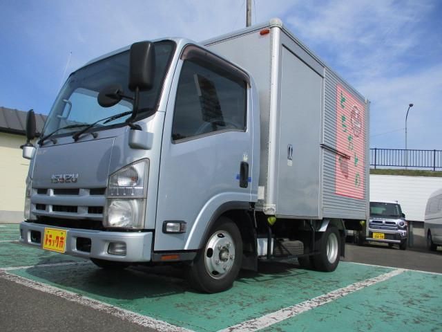 ISUZU ELF 2013