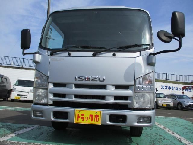 ISUZU ELF 2013