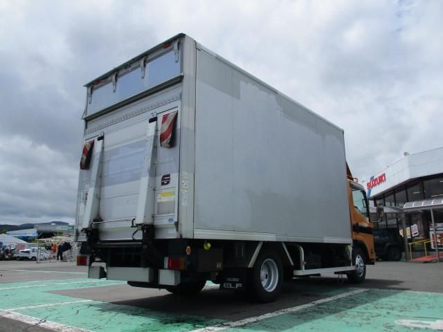 ISUZU ELF 2007
