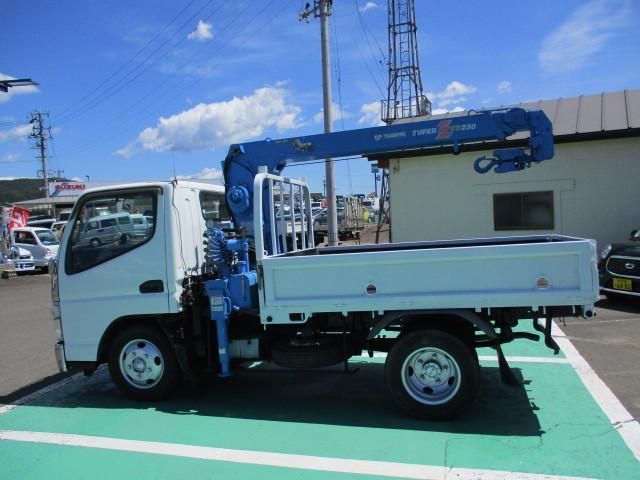 MITSUBISHI CANTER 2002