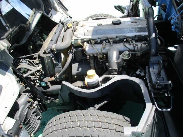 MITSUBISHI CANTER 2002