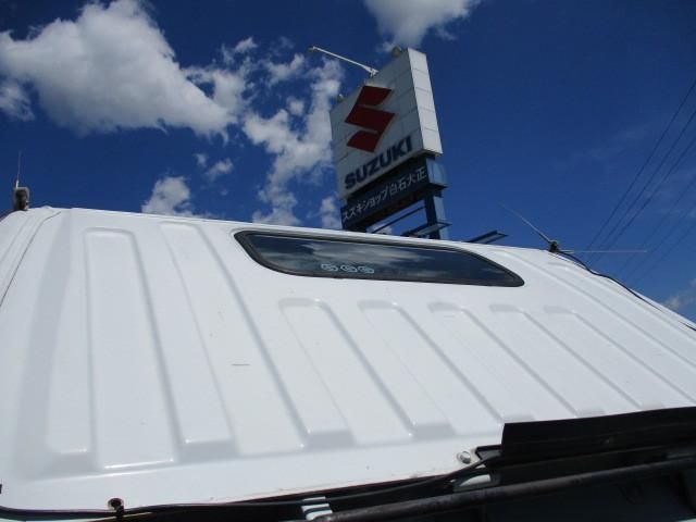 MITSUBISHI CANTER 2002