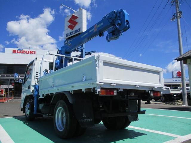 MITSUBISHI CANTER 2002