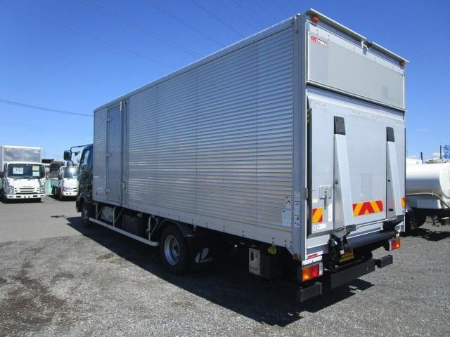 MITSUBISHI FUSOU FIGHTER 2019