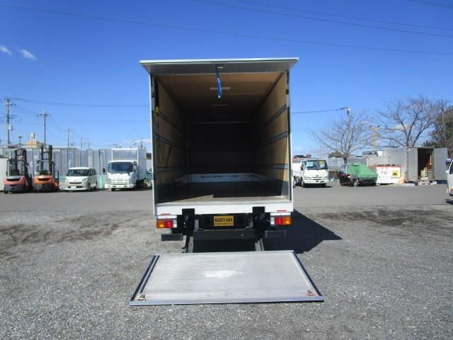 MITSUBISHI FUSOU FIGHTER 2019