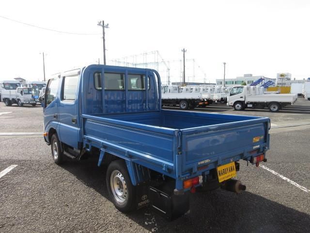 TOYOTA DYNA 2016