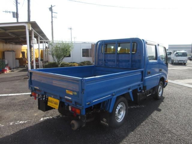 TOYOTA DYNA 2016