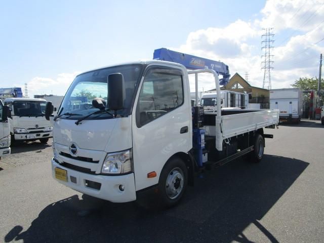 HINO DUTRO 2024