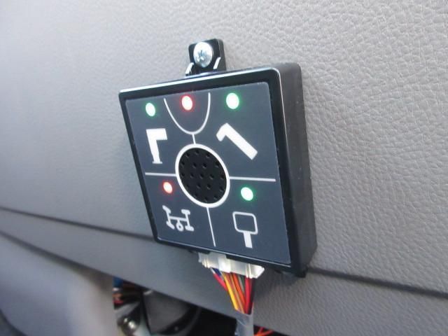 MITSUBISHI CANTER 2024