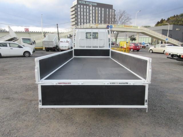 MITSUBISHI CANTER 2006