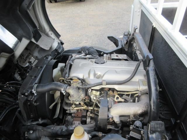 MITSUBISHI CANTER 2006