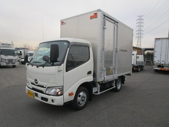 HINO DUTRO 2024