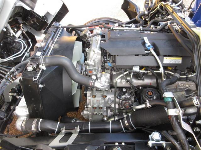 MITSUBISHI CANTER 2024