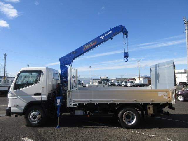 MITSUBISHI CANTER 2024