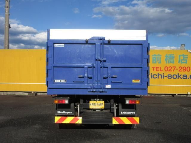 MITSUBISHI CANTER 2017