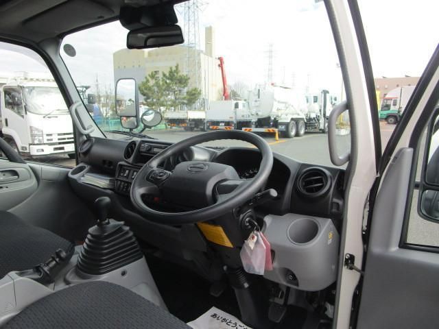 HINO DUTRO 2024