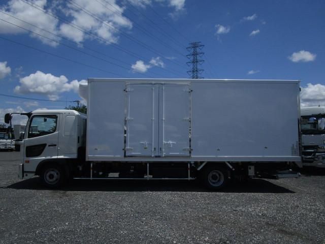 HINO RANGER 2024