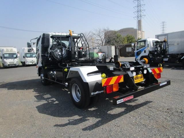 MITSUBISHI FUSOU FIGHTER 2025