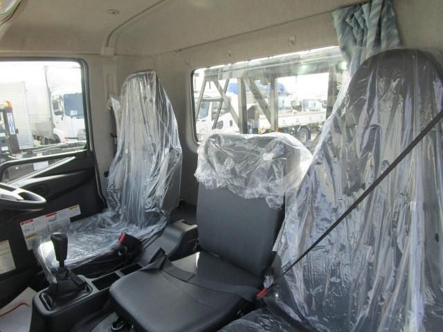 MITSUBISHI FUSOU FIGHTER 2025