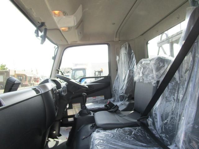 MITSUBISHI FUSOU FIGHTER 2025