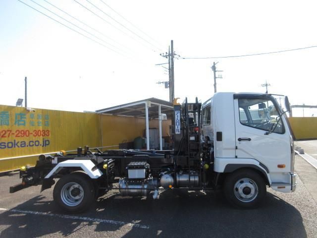 MITSUBISHI FUSOU FIGHTER 2025