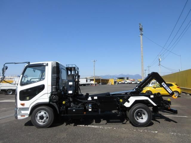 MITSUBISHI FUSOU FIGHTER 2025