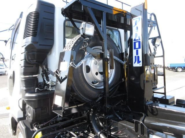 MITSUBISHI FUSOU FIGHTER 2025