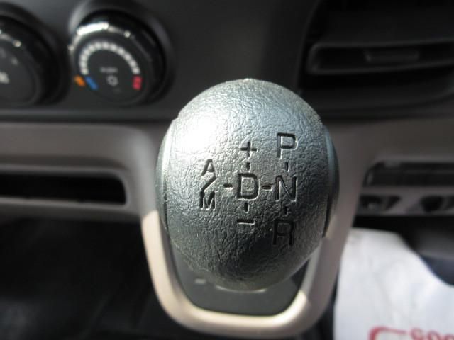 MITSUBISHI CANTER 2025