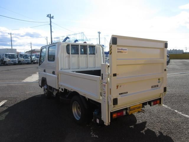 MITSUBISHI CANTER 2025