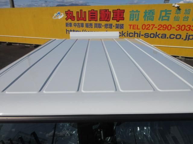 MITSUBISHI CANTER 2025