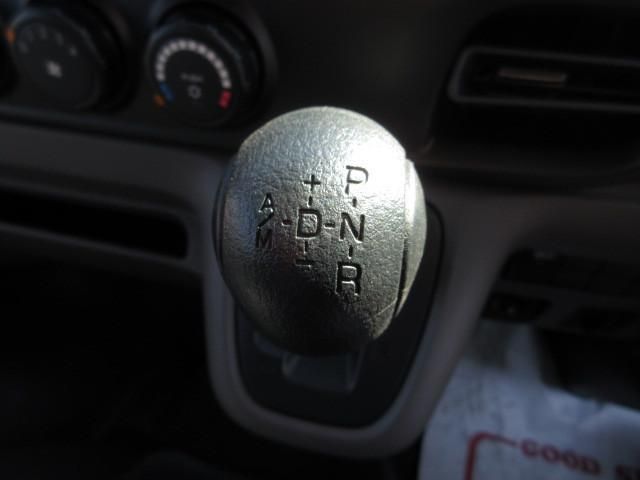 MITSUBISHI CANTER 2025