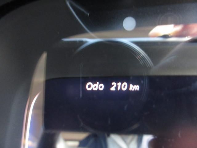 MITSUBISHI CANTER 2025