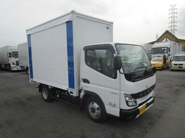 MITSUBISHI CANTER 2025