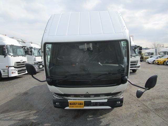 MITSUBISHI CANTER 2025