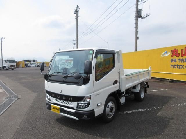 MITSUBISHI CANTER 2025