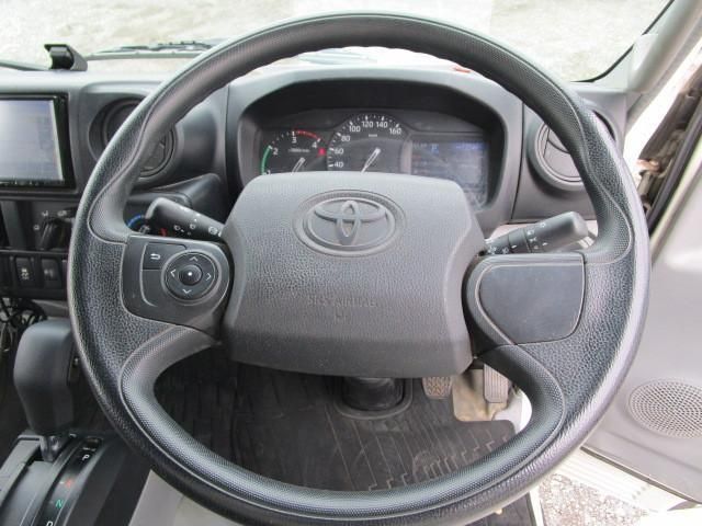 TOYOTA DYNA 2020