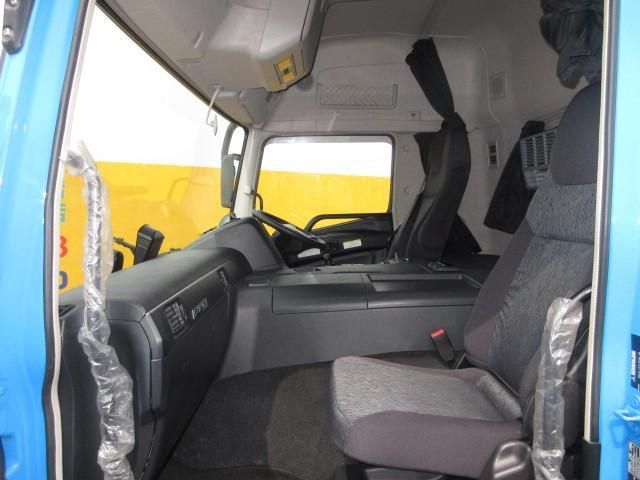 MITSUBISHI FUSOU SUPER GREAT 2021