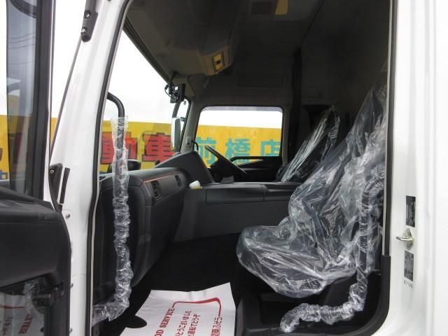 MITSUBISHI FUSOU SUPER GREAT 2025