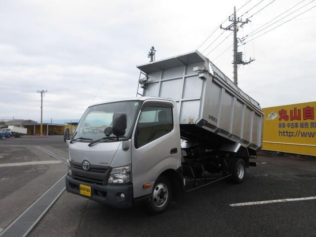 TOYOTA DYNA 2012