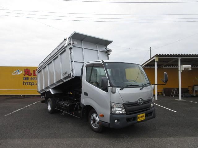 TOYOTA DYNA 2012
