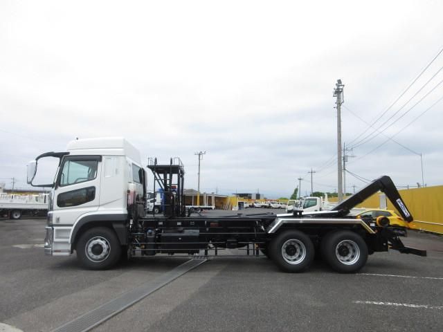 MITSUBISHI FUSOU SUPER GREAT 2025