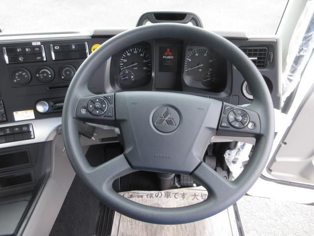 MITSUBISHI FUSOU SUPER GREAT 2025