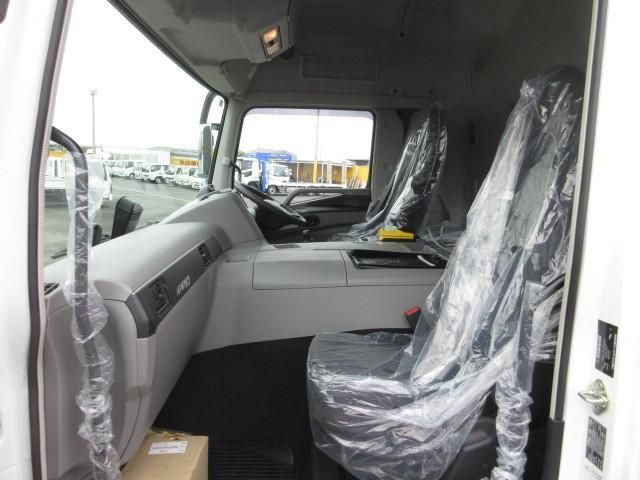 MITSUBISHI FUSOU SUPER GREAT 2025